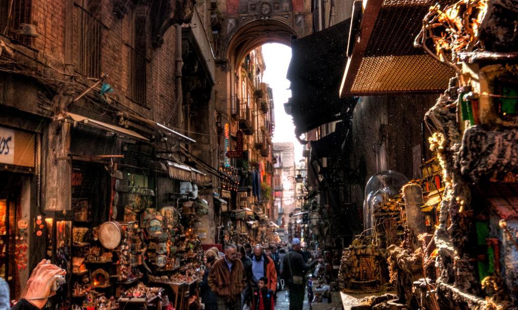 Casa San Marcellino Apartment เนเปิลส์ ภายนอก รูปภาพ