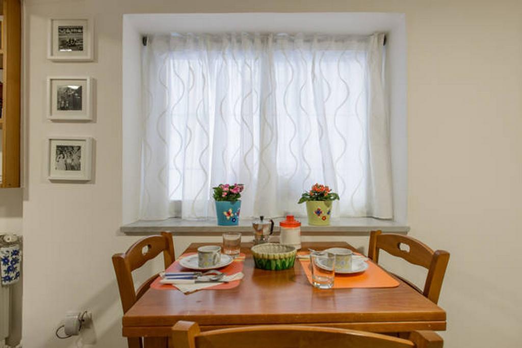 Casa San Marcellino Apartment เนเปิลส์ ภายนอก รูปภาพ
